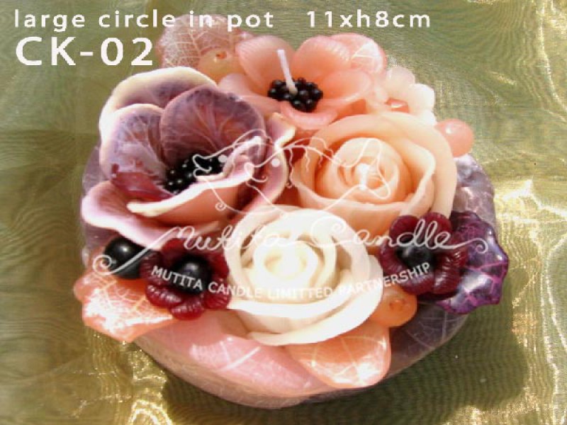 เทียนหอม เดชอุดม : GRAY CREAM KARLUM|WILD FLOWER CANDLES IN SOFT CREAM TONES|CK-02|small wreath in pot 11 x h8 cm
