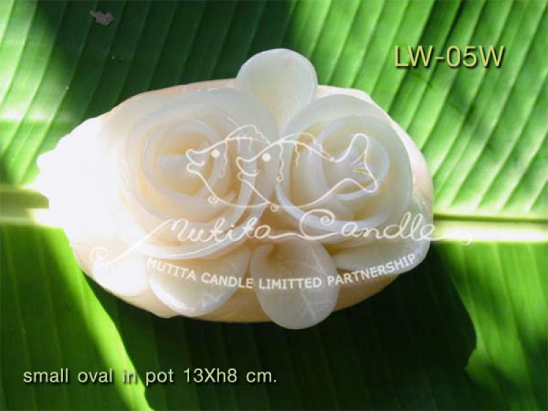 เทียนหอม เดชอุดม :  WHITE COLOUR SET|CLASSIC WHITE ROSES CANDLE ARRANGTMENT
Weddng Candles, best elegant candles for wedding ceremony.|LW-05W|small oval pot  13 x h8 cm