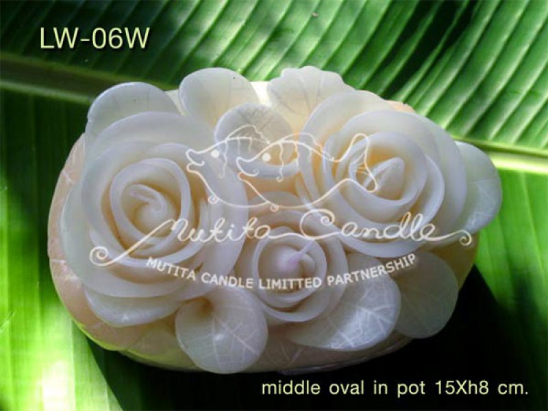 เทียนหอม เดชอุดม :  WHITE COLOUR SET|CLASSIC WHITE ROSES CANDLE ARRANGTMENT
Weddng Candles, best elegant candles for wedding ceremony.|LW-06W|middle oval pot 15 x h 8 cm