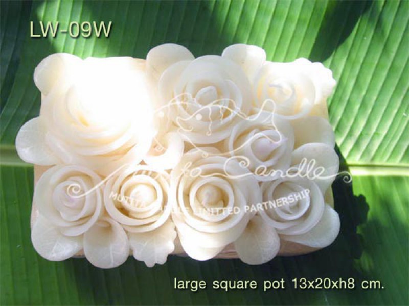 เทียนหอม เดชอุดม :  WHITE COLOUR SET|CLASSIC WHITE ROSES CANDLE ARRANGTMENT
Weddng Candles, best elegant candles for wedding ceremony.|LW-09W|large square pot 13 x 20 x h 8 cm