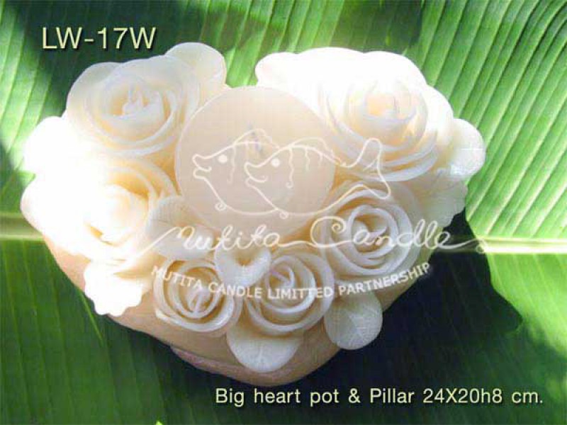 เทียนหอม เดชอุดม :  WHITE COLOUR SET|CLASSIC WHITE ROSES CANDLE ARRANGTMENT
Weddng Candles, best elegant candles for wedding ceremony.|LW-17W|Big heart pot & pillar 24 x 20 x h 8 cm