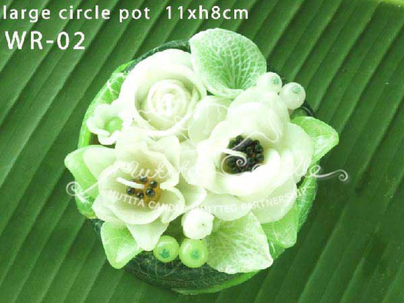 เทียนหอม เดชอุดม : WHITE ROSE SET|GREEN AND WHITE ROSES CANDLE BOUQUETS|WR-02|large circle pot  11 x h8 cm