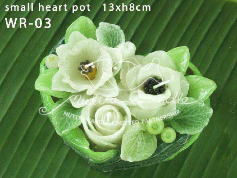 เทียนหอม เดชอุดม : WHITE ROSE SET|GREEN AND WHITE ROSES CANDLE BOUQUETS|WR-03|small heart pot 13 x h 8 cm