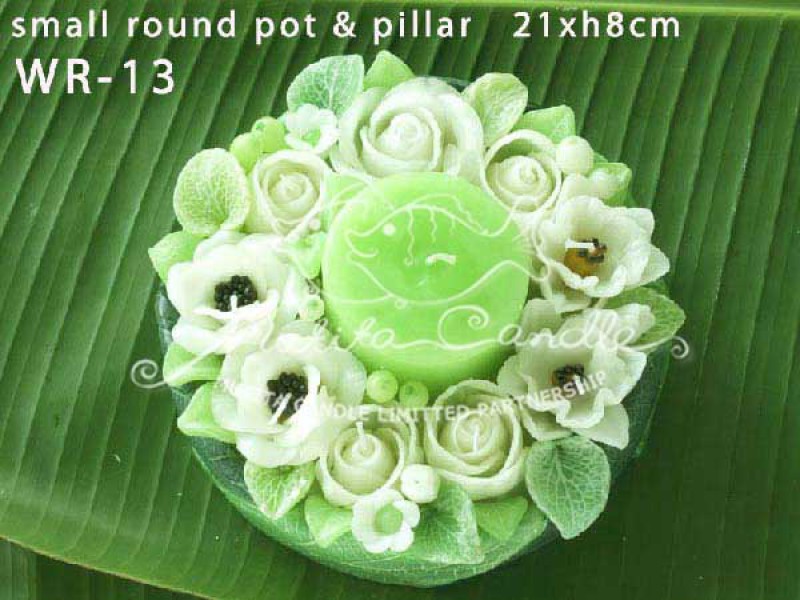 เทียนหอม เดชอุดม : WHITE ROSE SET|GREEN AND WHITE ROSES CANDLE BOUQUETS|WR-13|small round pot & pillar  21 x h8 cm