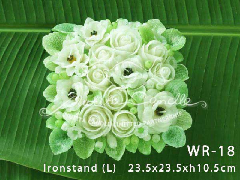 เทียนหอม เดชอุดม : WHITE ROSE SET|GREEN AND WHITE ROSES CANDLE BOUQUETS|WR-18|Ironstand (L) 23.5 x 23.5 x h10.5 cm