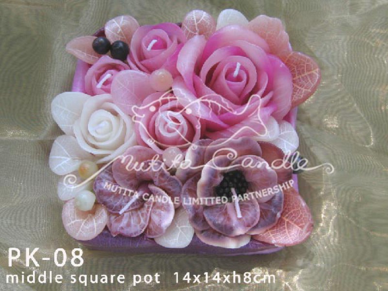เทียนหอม เดชอุดม :  GRAY PINK KARLUM|WILD FLOWER CANDLES IN PINK TONES|PK-08|middle square pot  14 x 14 x h8 cm