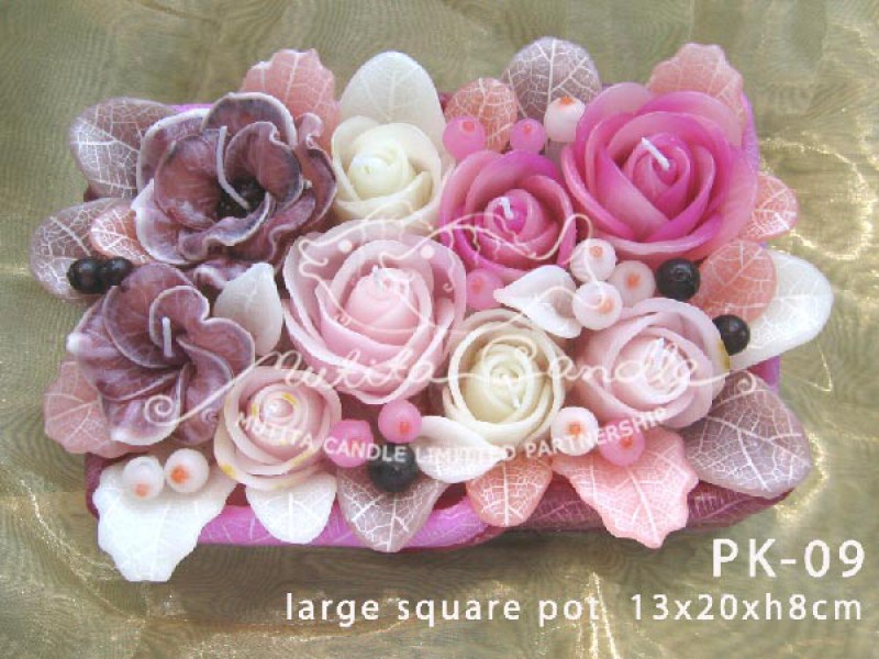 เทียนหอม เดชอุดม :  GRAY PINK KARLUM|WILD FLOWER CANDLES IN PINK TONES|PK-09|large square pot  13 x 20 x h8 cm