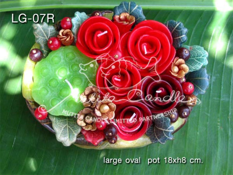 เทียนหอม เดชอุดม : CHRISTMAS COLOUR SET1|RICH COLORS BOUQUET WITH LOTUS POLLEN AND CHRISTMAS SPICE|LG-07R|large oval pot 18 x h 8 cm