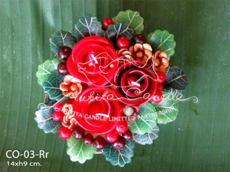 เทียนหอม เดชอุดม : CHRISTMAS COLOUR SET2|flower candles from Thailand for christmas seasoning
RICH ROSES BOUQUET WITH WILD BERRIES AND CHRISTMAS SPICE|CO-03Rr|14 x h 9 cm