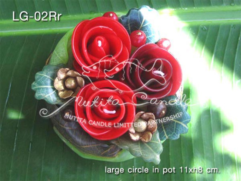 เทียนหอม เดชอุดม : CHRISTMAS COLOUR SET2|flower candles from Thailand for christmas seasoning
RICH ROSES BOUQUET WITH WILD BERRIES AND CHRISTMAS SPICE|LG-02Rr|large circle pot 11 x h8 cm