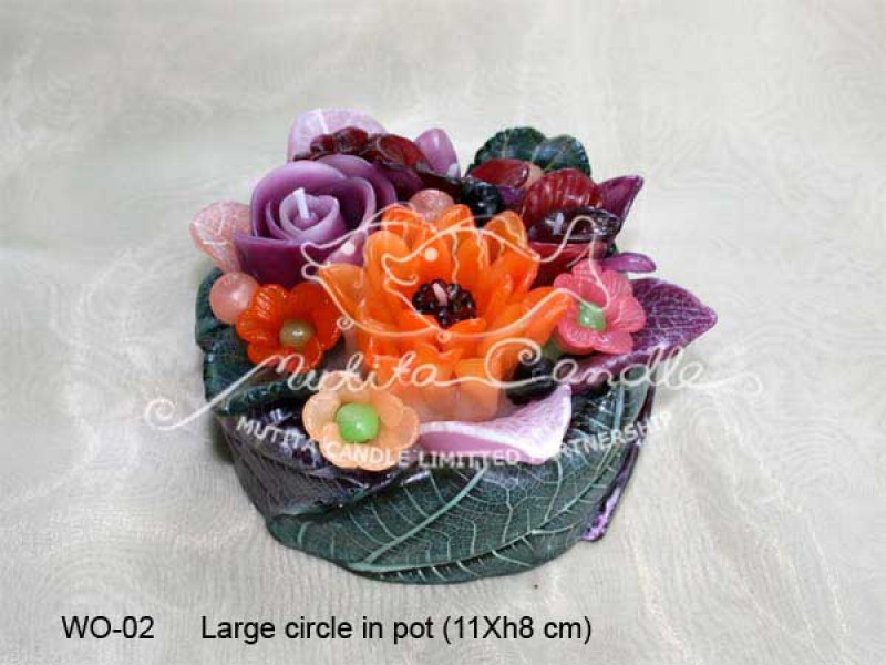 เทียนหอม เดชอุดม :  DARK PURPLE & ORANGE|orienatal flower candles from Thailand for any ocassions
WILD FLOWER CANDLES IN COLOUR RICH TONES|WO-02|large circle pot  11 x h8 cm