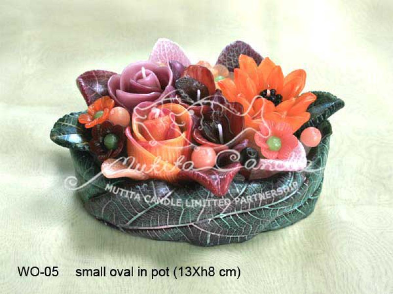 เทียนหอม เดชอุดม :  DARK PURPLE & ORANGE|orienatal flower candles from Thailand for any ocassions
WILD FLOWER CANDLES IN COLOUR RICH TONES|WO-05|small oval pot 13 x h 8 cm