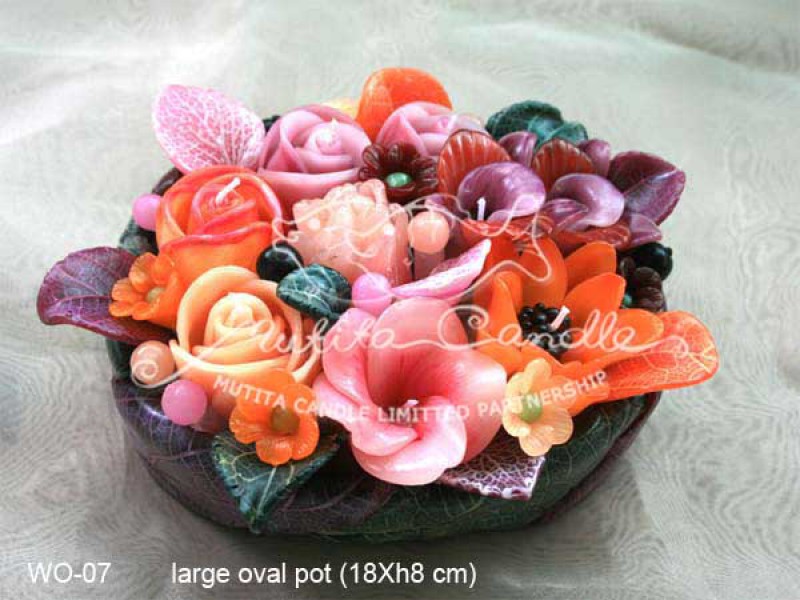เทียนหอม เดชอุดม :  DARK PURPLE & ORANGE|orienatal flower candles from Thailand for any ocassions
WILD FLOWER CANDLES IN COLOUR RICH TONES|WO-07|large oval pot 18 x h 8 cm