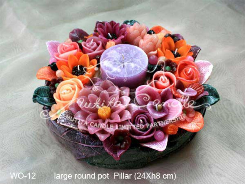 เทียนหอม เดชอุดม :  DARK PURPLE & ORANGE|orienatal flower candles from Thailand for any ocassions
WILD FLOWER CANDLES IN COLOUR RICH TONES|WO-12|large round pot & pillar 24 x h 8 cm