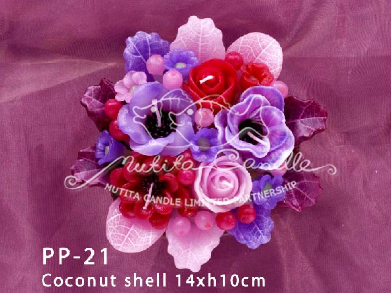 เทียนหอม เดชอุดม : PINK PURPLE|Flower candles from Thailand for any ocassions.
THE BEAUTIFUL ROMANTIC FLOWER CANDLES|PP-21|Coconut shell 14 x h 10 cm