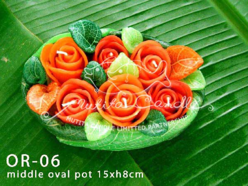 เทียนหอม เดชอุดม :  ORANGE ROSES|ORANGE ROSES CANDLE, SWEET AND SOFT AROMATIC|OR-06|middle oval pot 15 x h 8 cm