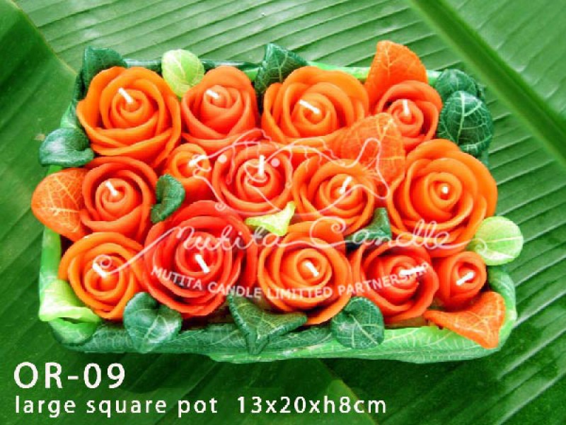 เทียนหอม เดชอุดม :  ORANGE ROSES|ORANGE ROSES CANDLE, SWEET AND SOFT AROMATIC|OR-09|large square pot 13 x 20 x h8 cm