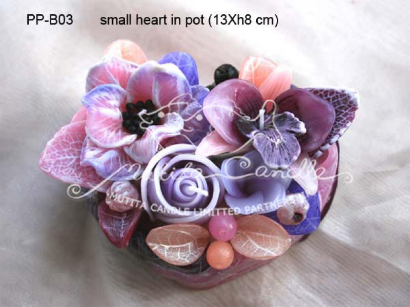 เทียนหอม เดชอุดม :  PINK PURPLE COLOUR B|orienatal flower candles from Thailand for any ocassions
WILD FLOWER CANDLES IN MYSTERIOUS COLOUR|PP-B03|small heart pot 13 x h 8 cm
