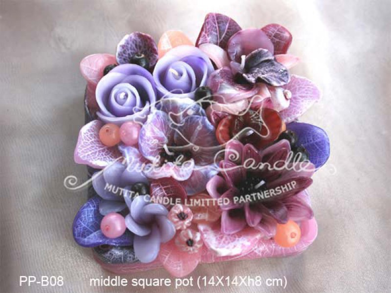 เทียนหอม เดชอุดม :  PINK PURPLE COLOUR B|orienatal flower candles from Thailand for any ocassions
WILD FLOWER CANDLES IN MYSTERIOUS COLOUR|PP-B08|middle square pot 14 x 14 x h 8 cm