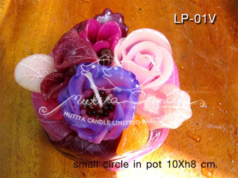 เทียนหอม เดชอุดม : PINK&PURPLE COLOUR SET|Flower candles from Thailand for any ocassions
WILD FLOWER CANDLES IN COLOUR RICH TONES|LP-01V|small circle pot 10 x h 8 cm