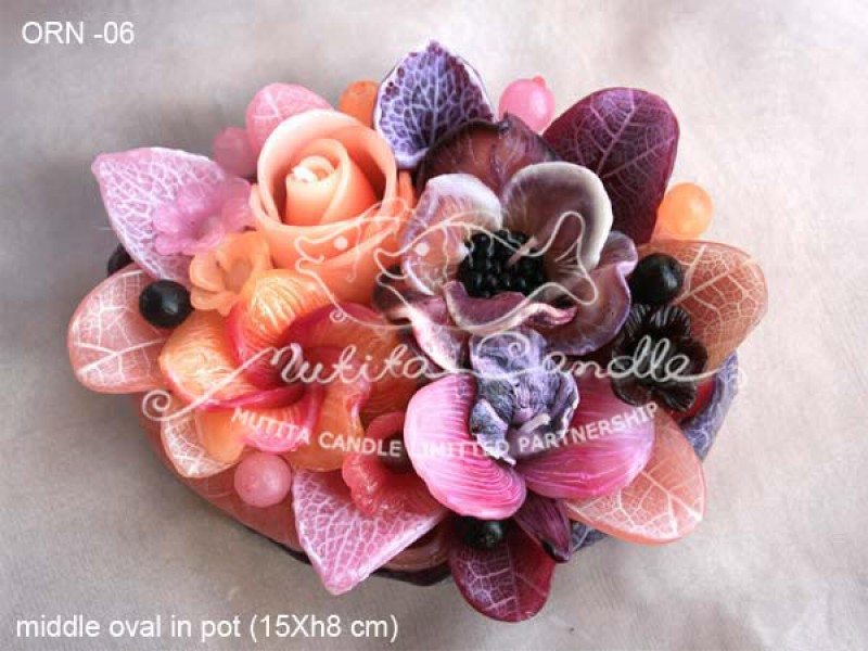 เทียนหอม เดชอุดม :  ORANGE ROSE NEW|Flower candles from Thailand for any ocassions
WILD FLOWER CANDLES IN HARZEL WOOD STYLE|ORN-06|middle oval pot 15 x h 8 cm