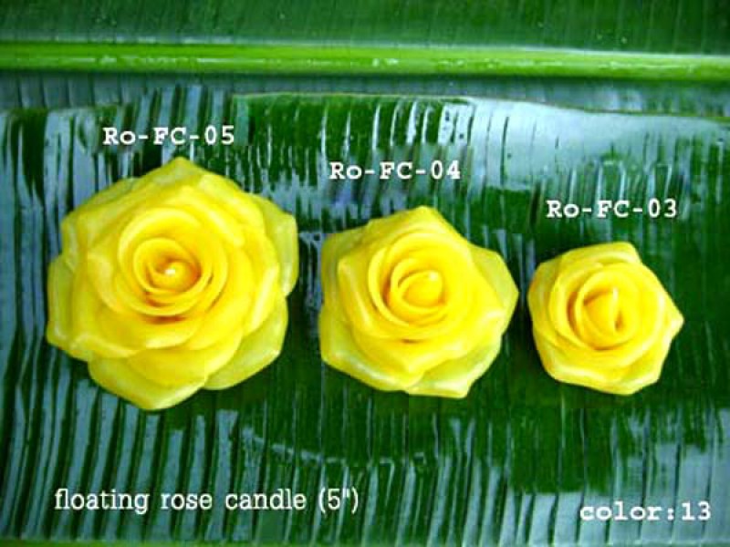 เทียนหอม เดชอุดม :  CATALOGUE03|Small floating flower candles from Thailand
FLOATING FLOWER CANDLES|Ro-FC-05-03|5 Inch