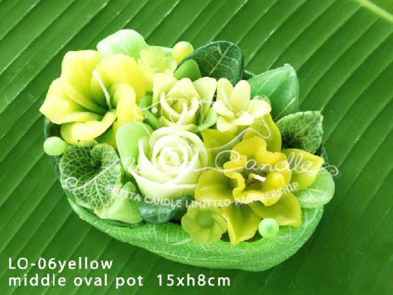 เทียนหอม เดชอุดม : YELLOW DAFFODIL|DAFFODIL FLOWER CANDLES|LO-06 Yellow|middle oval pot 15 x h 8 cm