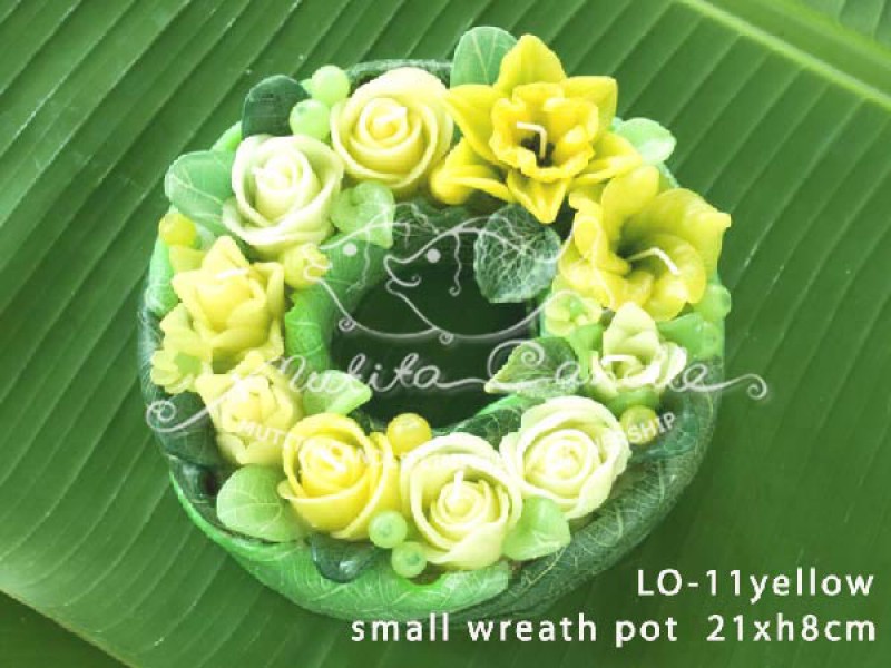 เทียนหอม เดชอุดม : YELLOW DAFFODIL|DAFFODIL FLOWER CANDLES|LO-11 Yellow|small wreath pot 21 x h 8 cm