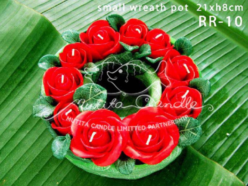 เทียนหอม เดชอุดม : RED ROSES|THE BEAUTIFUL ROMANTIC ROSES CANDLE|RR-10|small wreath pot  21 x h8 cm